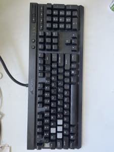 Corsairs Mechanical Gaming Keyboard - K70 RGB Rapidfire