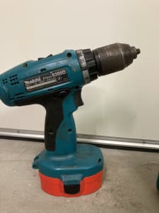 Battery drill and charger