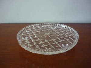 1940s 50s round tri-footed clear glass cake plate BARGAIN $7