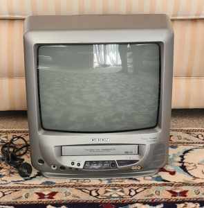Vintage CRT TV & VCR Combo