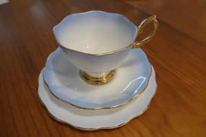 Royal Albert Bone China - Cup, saucer & side plate - Lady Katherine