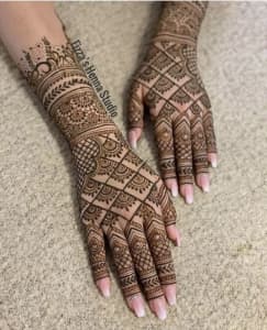 Henna/mehandi artist