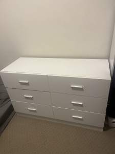 6 Chest of Drawers Lowboy