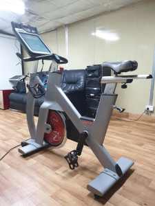 STAR TRAC ESPINNER Commercial Grade Silent Spin Cycle Exercise Bike