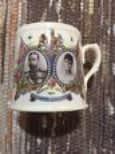 VINTAGE HM KING GEORGE AND HM QUEEN MARY COMMEMORATIVE MUG