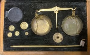 Antique Style Brass Apothecary Scale & Weight Set W/ Black Velvet Box