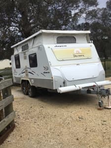 18 ft jayco discovery pop top