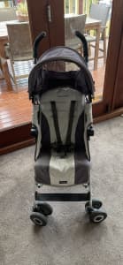 McLaren Quest stroller - Travel pram