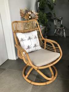 Vintage cane egg chair