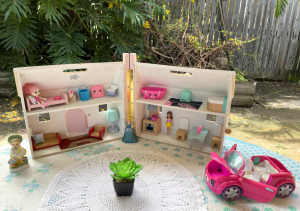 Mini Anko Wooden Dolls House with Shopkins and Tiny Barbie