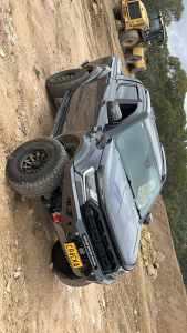 V8 SWAPPED COYOTE FORD RANGER WILDTRAK 4x4)
