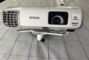 EPSON EB955W Projector