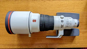 Sony FE 400mm f/2.8 prime lens and accessories