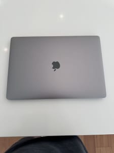 2019 MacBook Pro 16inch 1TB 2.3GH i9