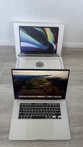 MacBook Pro 16-inch 16 gb RAM 512Gb hard high performance July 2021