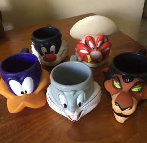 Vintage collectable Looney Tunes McDonalds Promotional Cups $20 each