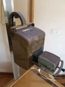 Image in-larger / enlarger with rare lens antique 