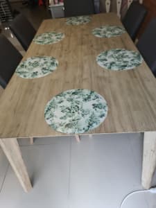 6 seater dining Table 