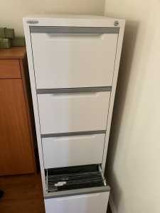 Steelco 4 drawer filing cabinet excellent condition inc Crystalfile