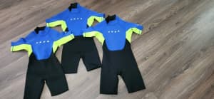 Junior wetsuit- Near new