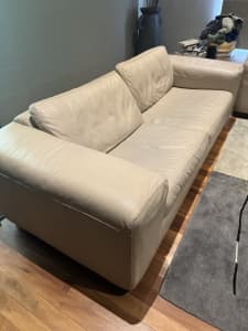 Leather Sofa’s 2 & 3 seater