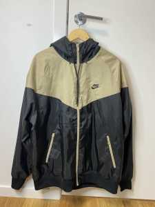 VINTAGE Nike Sportswear Windrunner Jacket BRAND NEW without tags