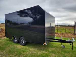 Element enclosed trailer 