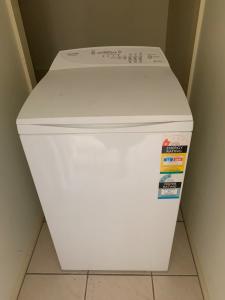 Giveaway washing machine -ex-holiday rental stock