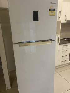 Samsung 415L fridge