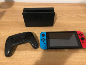 Nintendo Switch Console with Pro Controller