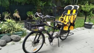 Mundo yuba electric bike with 2 kid seats