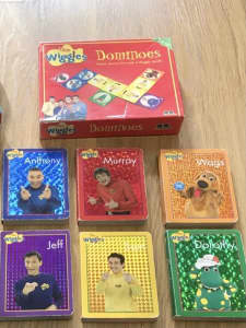 The Wiggles Books and Dominoes Game 