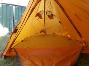 Tent - ultra lightweight 4-season, 1 person