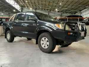 2006 Toyota Hilux GGN25R MY07 SR5 Black 5 Speed Automatic Utility