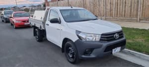 2017 Toyota Hilux Workmate 5 Sp Manual C/chas