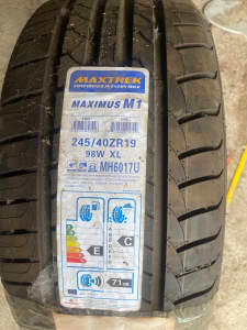 Tyre 245/40Z/R19 suit commodore