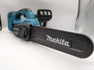 Makita 36V 300mm Chainsaw Skin-Only (DUC302) - BP296606