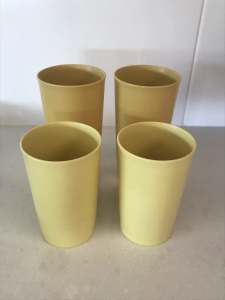 4x Tupperware Drinking Cups. $5 for all. Pick up in Karrinyup.