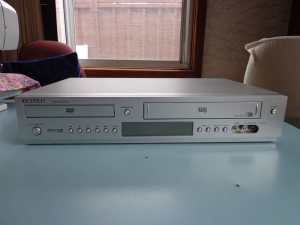 VCR DVD Combo is available - Guildford