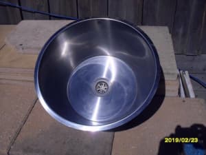Everhard 23L  Circo Stainless Steel Single Bowl Sink With waste