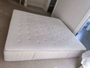 IKEA VATNESTRÖM king mattress 
