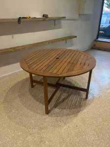 Round timber table