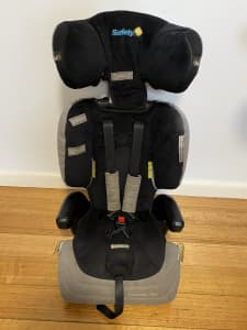 Safety 1st - Convertible Booster Seat