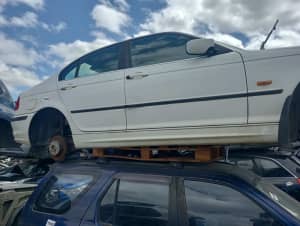 WRECKING BMW 320i E46 2001 MAN 2.2L MAY FIT 2000 TO******1310
