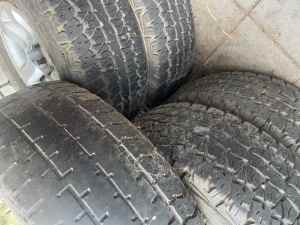 Hilux mag wheels and tyres