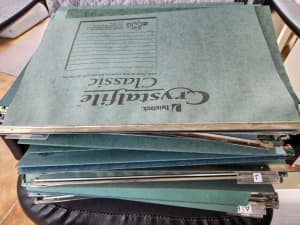 100 suspension filing folders in good condition 