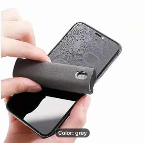 Screen cleaning gadget for phone