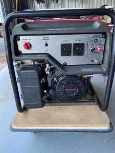 Honda 5.5KW Digital Auto Voltage Generator