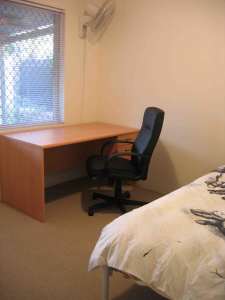 Rooms in Rivervale for rent