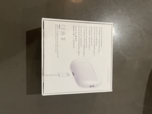 Apple airpod pro gen 2 (send best offer)